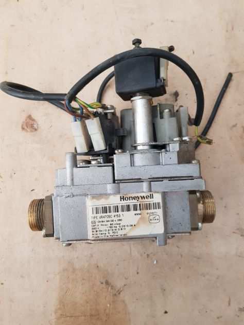 VALVOLA GAS HONEYWELL VR4705C