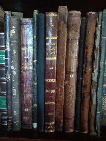 Various Artists - Collection of 12x bound volumes - sheet music - hundreds of music scores - Multiple titles - Vari supporti - 17501900