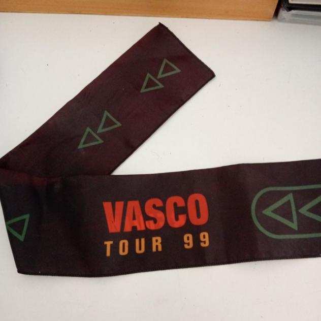 Vasco Rossi - Memorabilia Collection - 45 items - Cap, Headband, Cassettes, CDs, DVDs, Books - Multiple titles - Articolo memorabilia merce ufficiale
