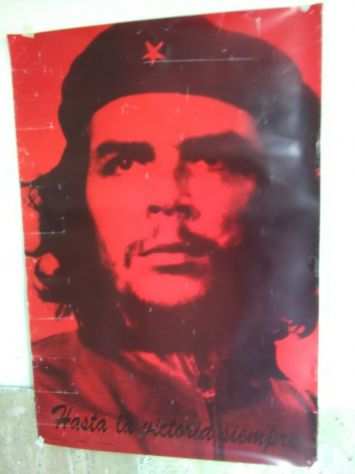 vecchio poster di CHE GUEVARA anni 7080 usato 100 x 68