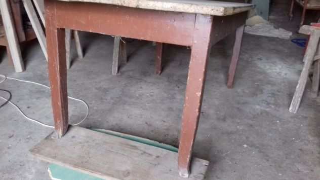 vecchio tavolo campagnolo