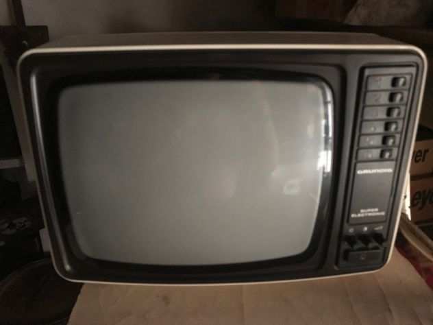 Vecchio Televisore Vintage Grunding