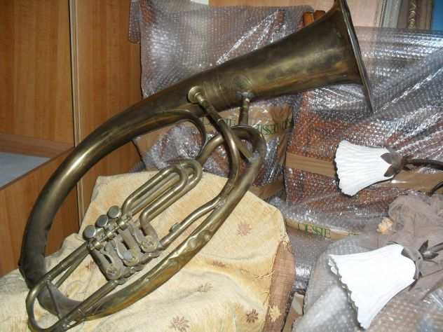 Vecchio trombone o tuba