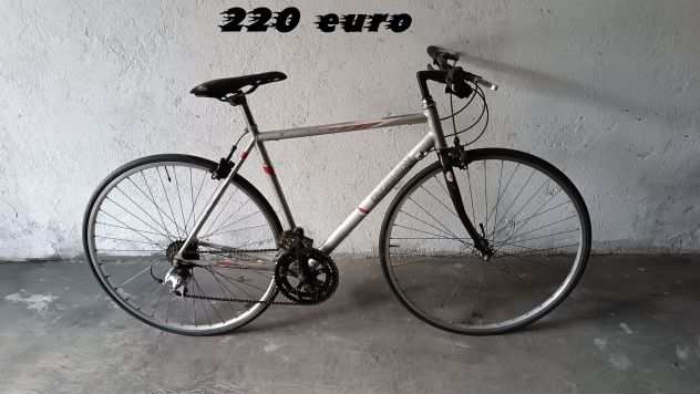 vendesi bici da corsa 28 condizioni come in foto