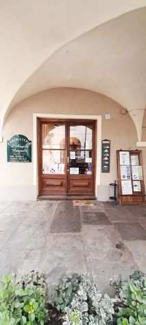 Vendesi Cedesi Erboristeria a Cherasco (zona Bra Alba Barolo Piemonte Cuneo)
