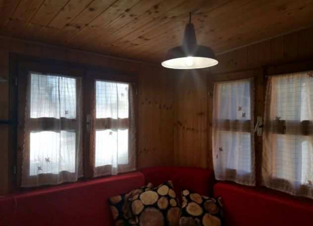 VENDESI CHALET (ROULOTTE PRE-INGRESSO) IN CAMPEGGIO