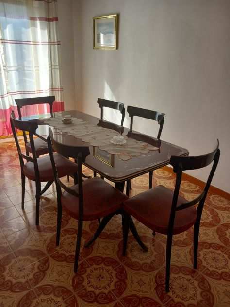 Vendesi mobili per sala da pranzo stile antico