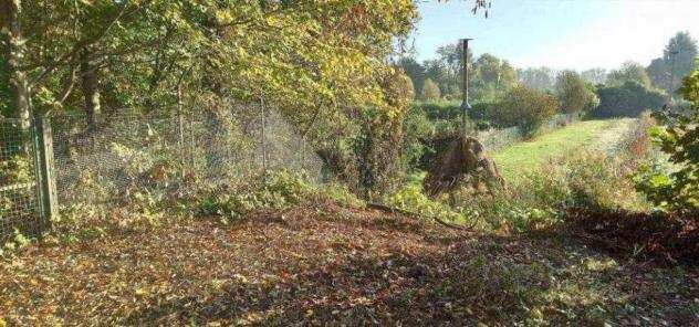 Vendita Annesso agricolo da 66640 mq con giardino