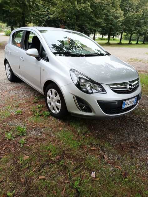 Vendita opel corsa gpl