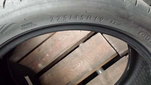 VENDO 4 GOMME 22545 R19 USATE, DISPONIBILI ALTRE MISURE