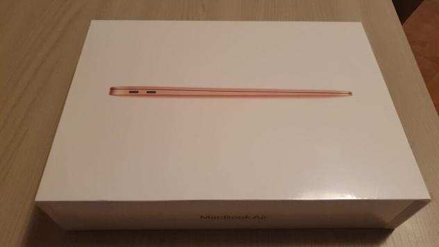 Vendo, ancora imballato, MacBook Air 2020 NUOVO,