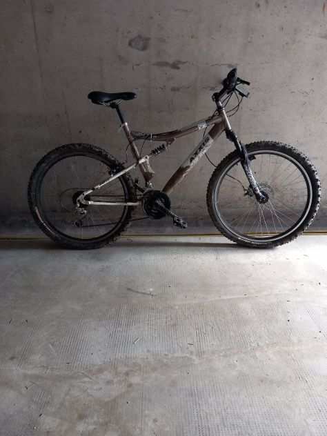 vendo bicicletta