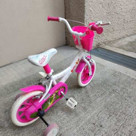 Vendo bicicletta bambina modello Masha e Orso