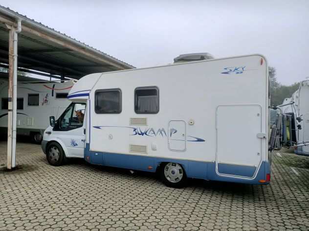 VENDO CAMPER BLUCAMP SKY 22 su Ford 2.2 del 2008