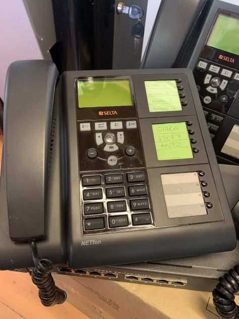 VENDO CENTRALINO TELEFONICO PER AZIENDA O STUDIO PROFESSIONALE