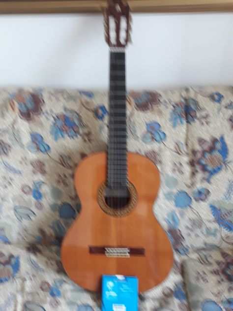 Vendo chitarra classica alhambra 4p spagnola