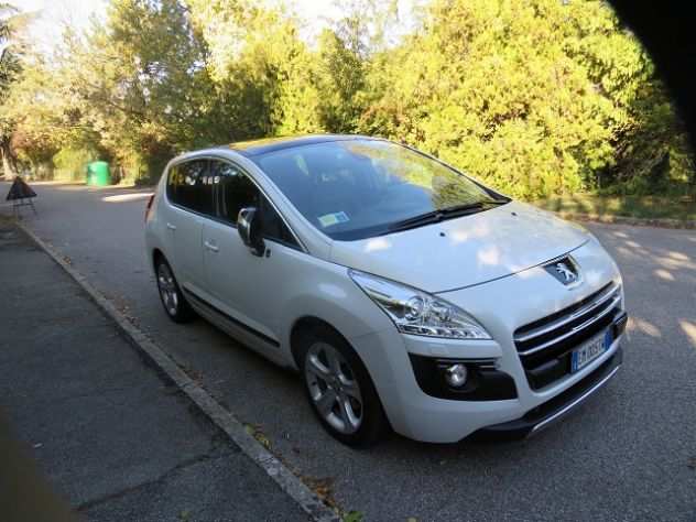 vendo CROSSOVER PEUGEOT 3008 HYBRID permesso ZTL BO