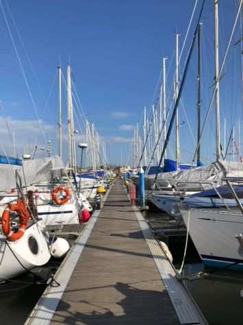 VENDO DIRITTO DI ORMEGGIO A LIDO DEGLI ESTENSI -COMACCHIO