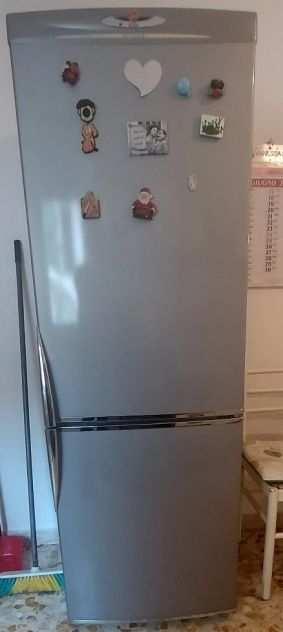 Vendo frigorifero marca Hoover