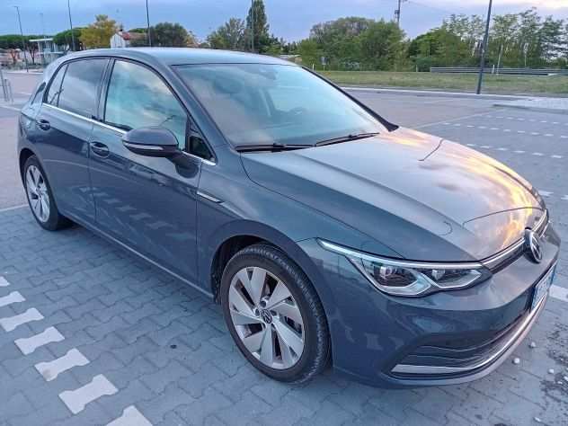 Vendo Golf 8 1.5 TSI act