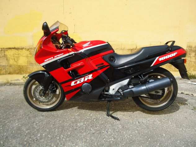 Vendo Honda CBR 1000 F