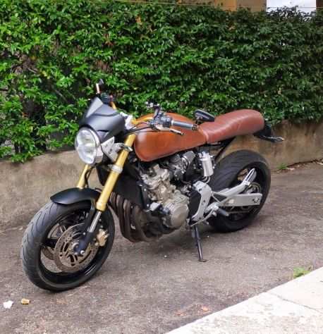 Vendo honda hornet 600 cafegrave racer