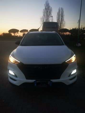 vendo Hyunday Tucson 2020 ibrida