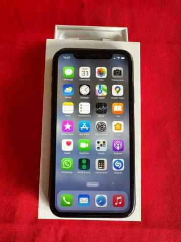 VENDO IPHONE 11