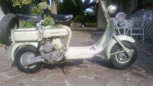 Vendo lambretta depoca 150 d