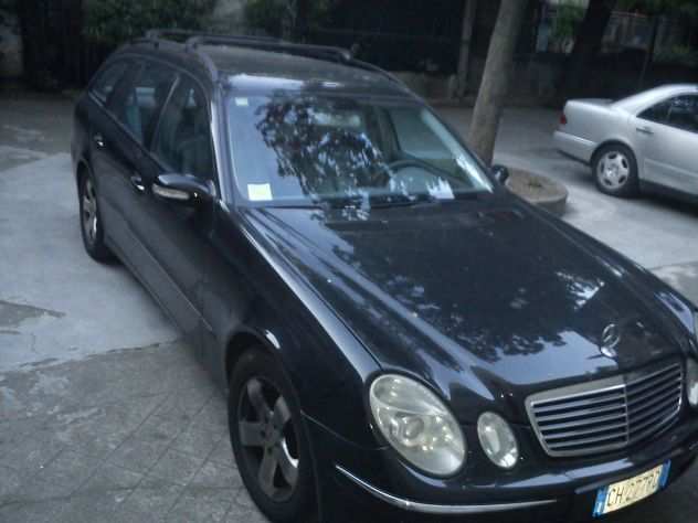 VENDO MERCEDES CLASSE E 320 SW AVANTAGARDE DEL 2003 NERA