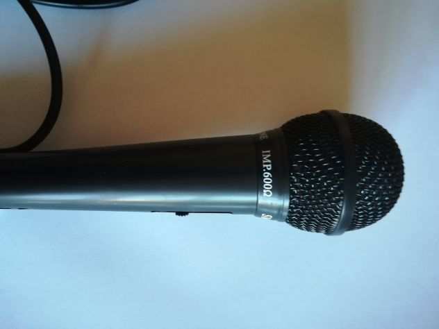 Vendo microfono professionale dynamic microphone sm-22, imp. 600 ohm.