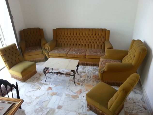 vendo mobili usati economici stanza da letto e soggiorno completi Catania