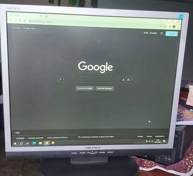 Vendo Monitor funzionante Hanns HS191D Ottime condizioni.