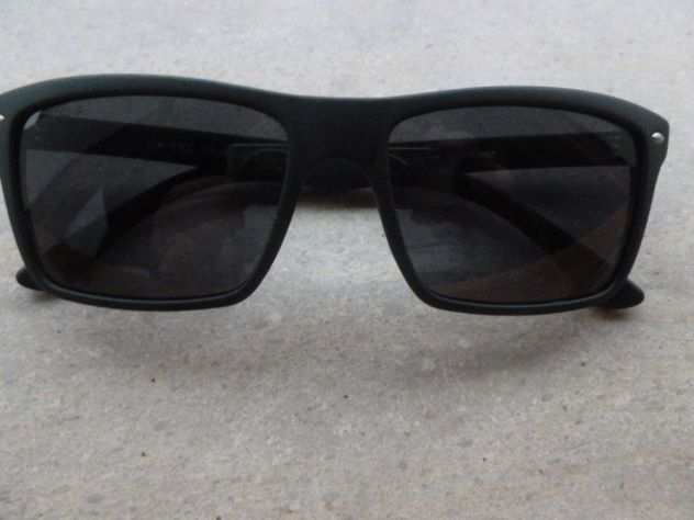 vendo occhiali da sole Swing mod Ss108 polarizzati, nuovi