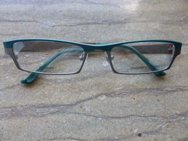 vendo occhiali Prodesign Titanium NUOVI