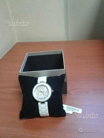 Vendo orologio da donna NOWLEY