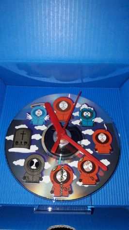 Vendo orologio da tavolo bambino a batteria ricavato da CD