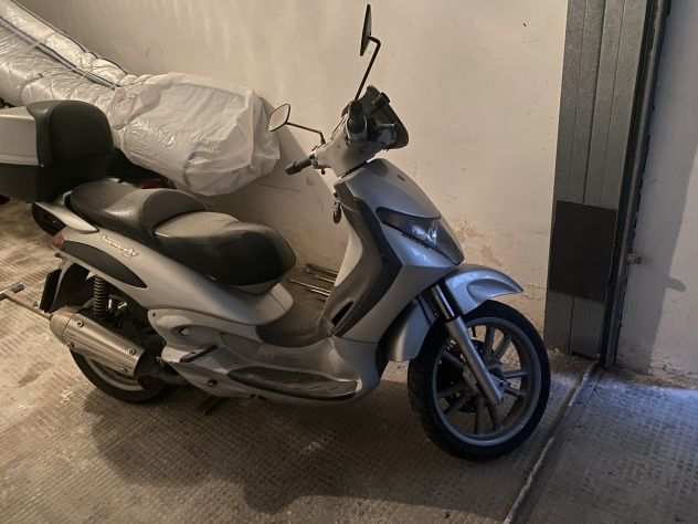 Vendo piaggio BEVERLY 200