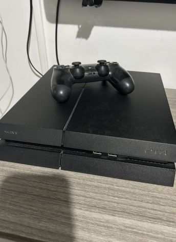 Vendo ps4 nuova