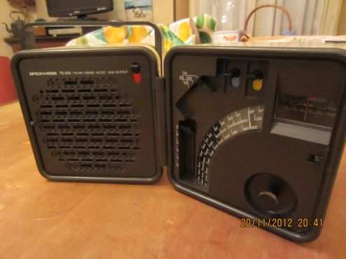 Vendo radio cubo Brionvega TS 505