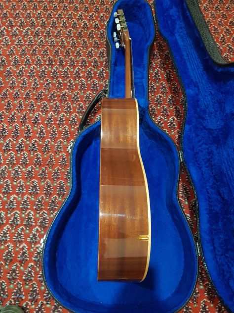 Vendo Rara chitarra classica Artigianale