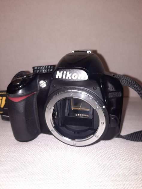 Vendo reflex Nikon mod. D3100