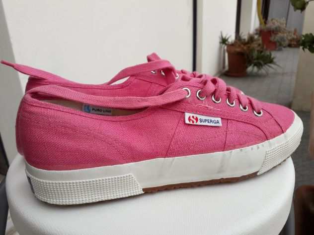 Vendo scarpe nuove Superga, mai indossate, rosa, n.40, in tessuto di puro lino