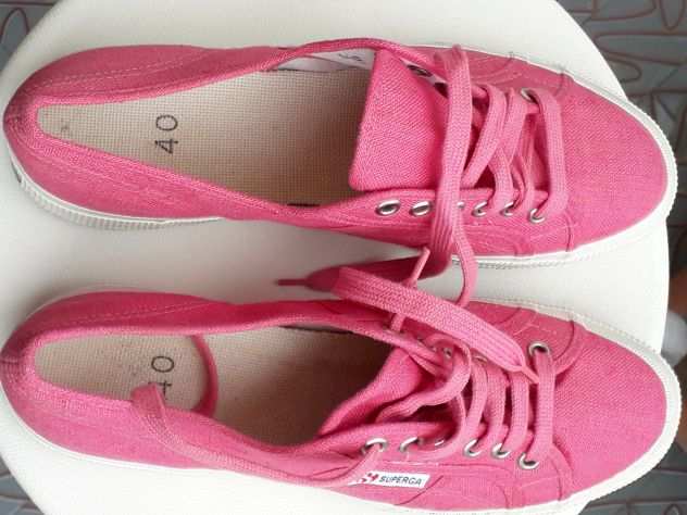 Vendo scarpe nuove Superga, mai indossate, rosa, n.40, in tessuto di puro lino