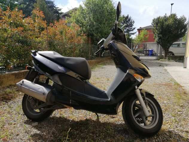 Vendo scooter 125 Leonardo buono stato 500 euro.3774071890 Paolo