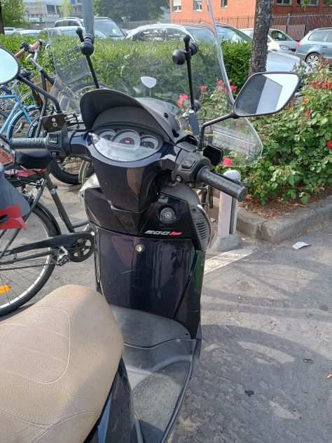 Vendo Scooter Aprilia Scarabeo 200ie