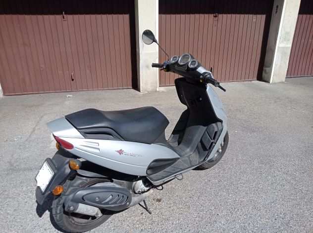 Vendo scooter Phantom F12 Usato
