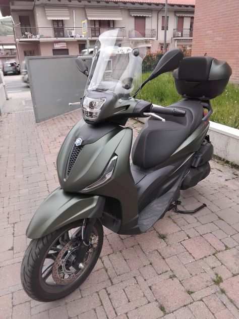 Vendo scooter Piaggio Beverly 400 072023