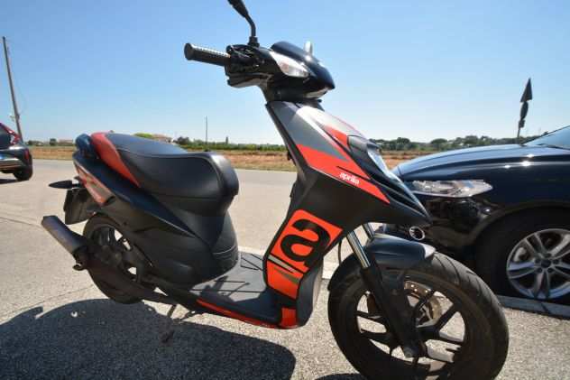 Vendo scooter usato