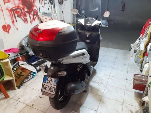 vendo scooter yamaha x center 150